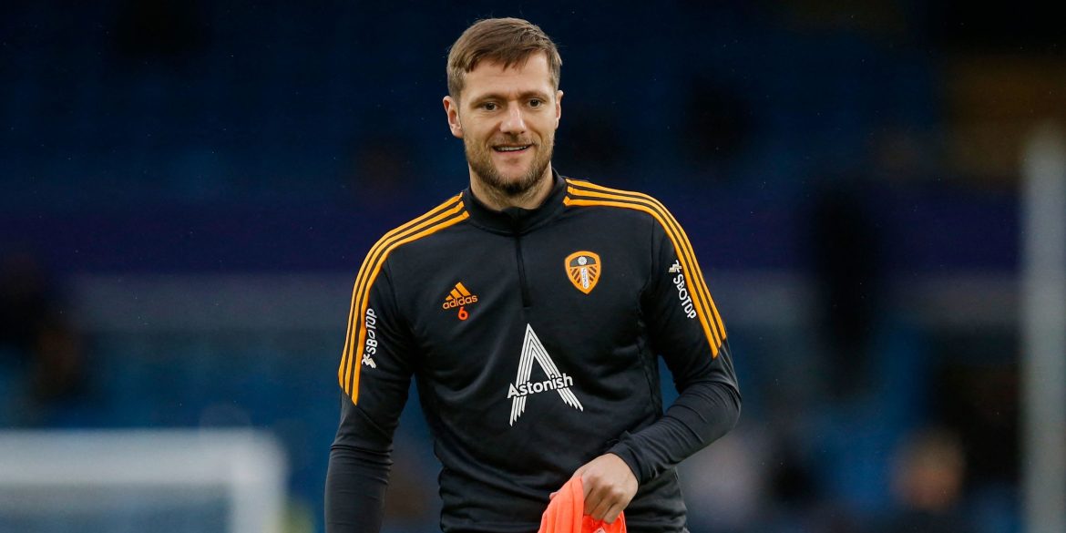 This Leeds academy "monster" could replace Cooper at Elland Road