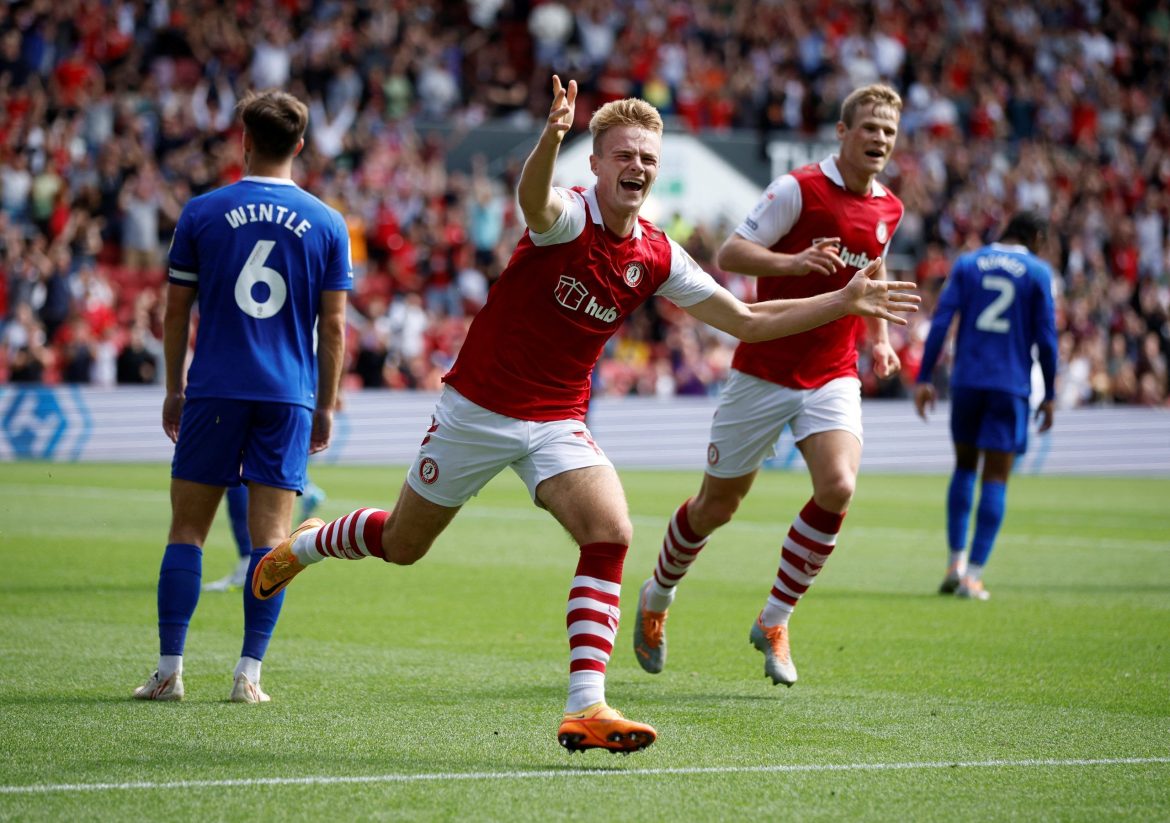 Crystal Palace eyeing Tommy Conway move