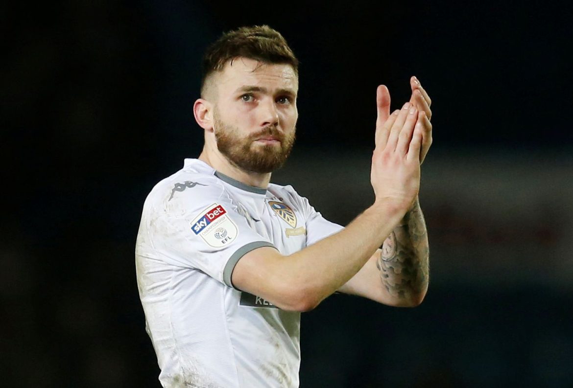 Leeds: Bielsa must axe Stuart Dallas