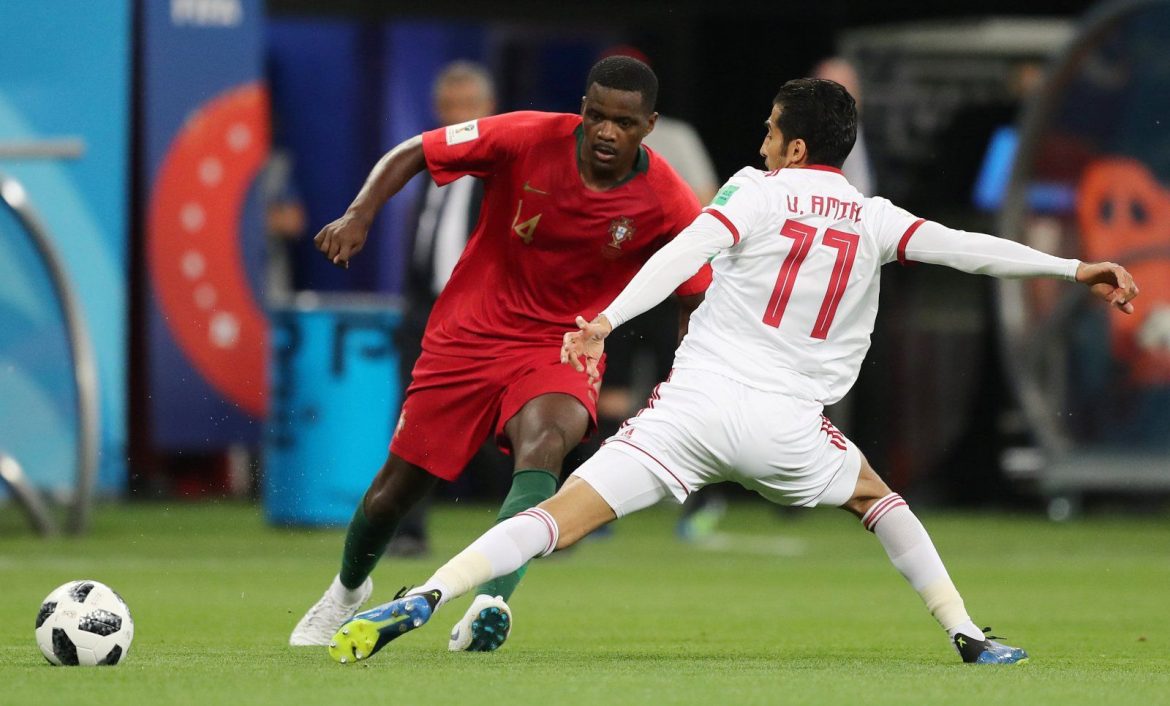 Norwich linked with William Carvalho move