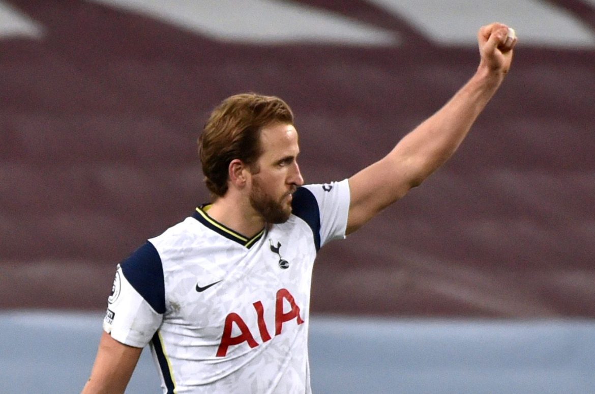 Roberts makes dark Spurs Kane prediction